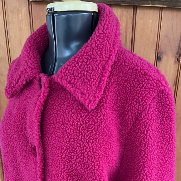 CW Classics Hot Pink Sherpa Fleece Button Front Jacket Coat Women’s Small - Picture 2 of 4